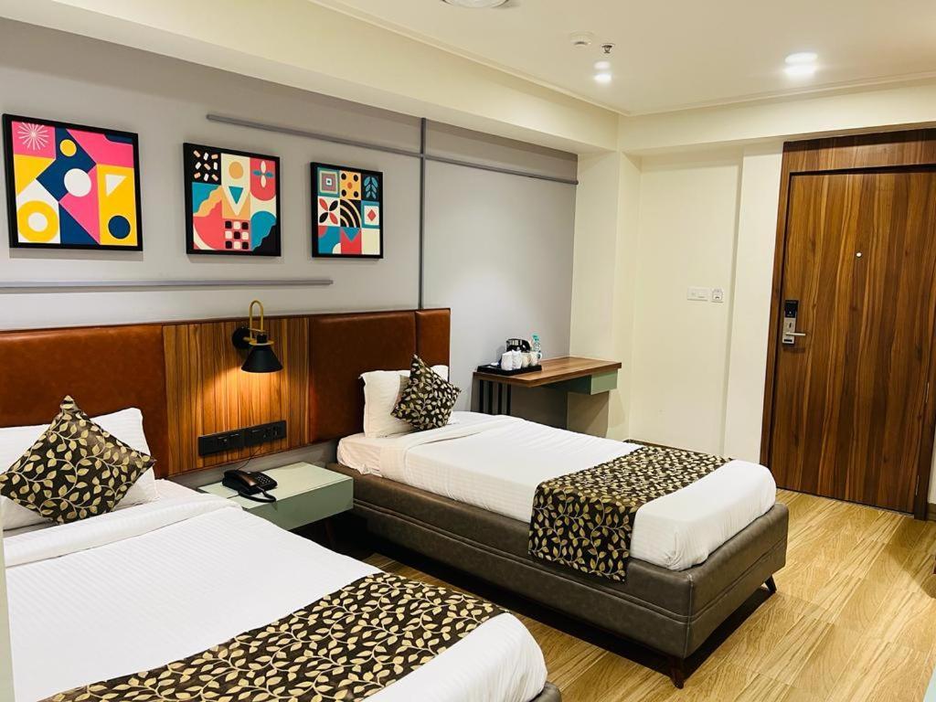 The Lemon Grass Hotel جاندي نجر المظهر الخارجي الصورة
