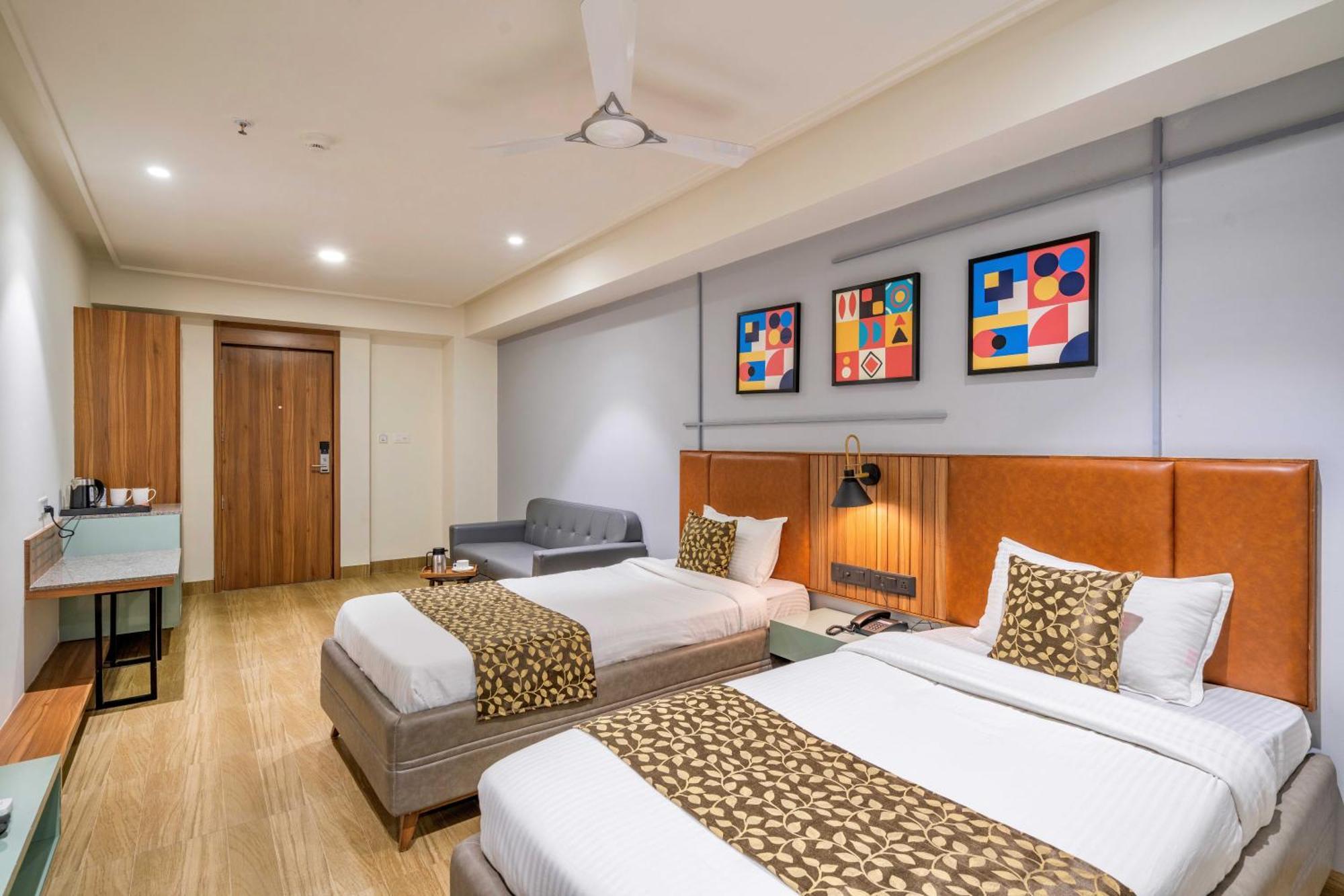 The Lemon Grass Hotel جاندي نجر المظهر الخارجي الصورة